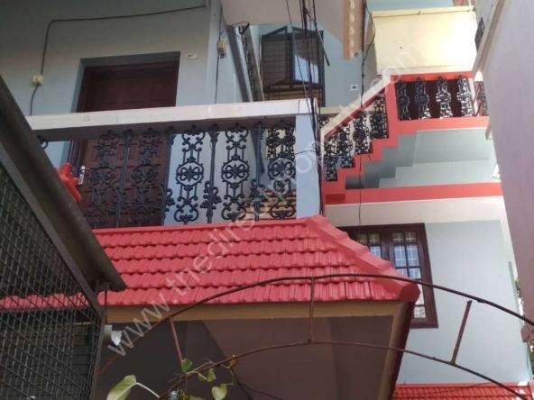 House for sale near kaloor junction