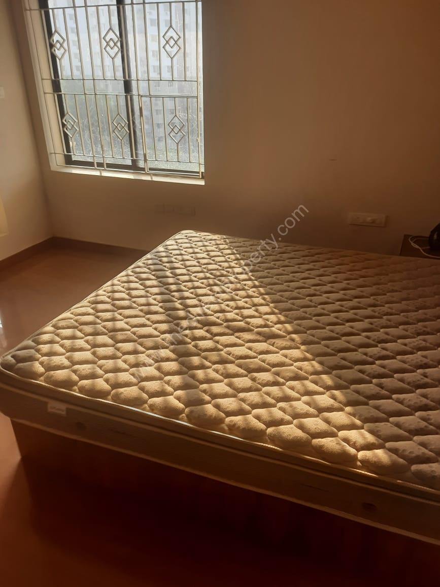 1ed7abb7-6c5b-4cb0-b393-6300bbce4332