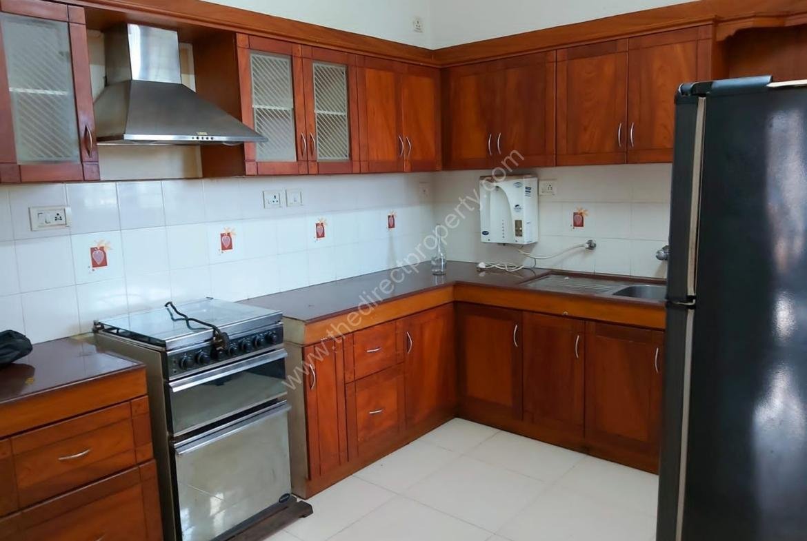 Fully Furnished 3BHK Apartment in Skyline Zircon, Panampilly Nagar