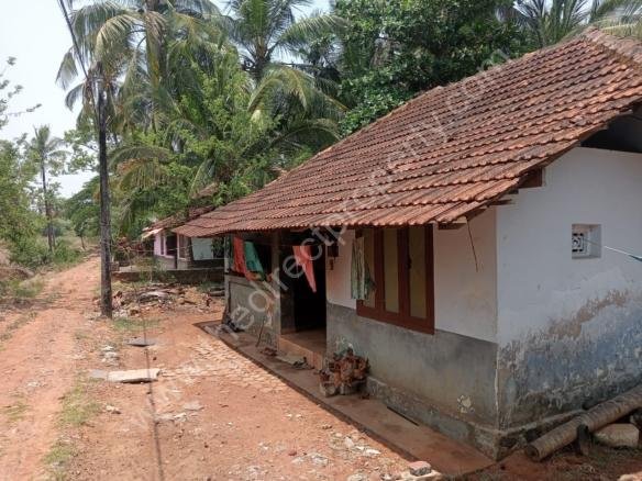 Land & House for Sale in Mahe