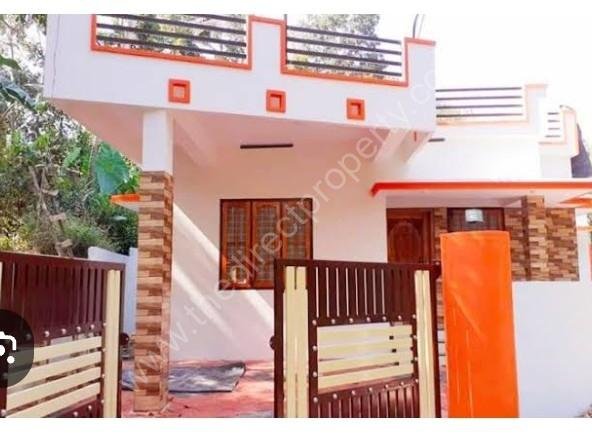 House for sale in Vazhamuttom