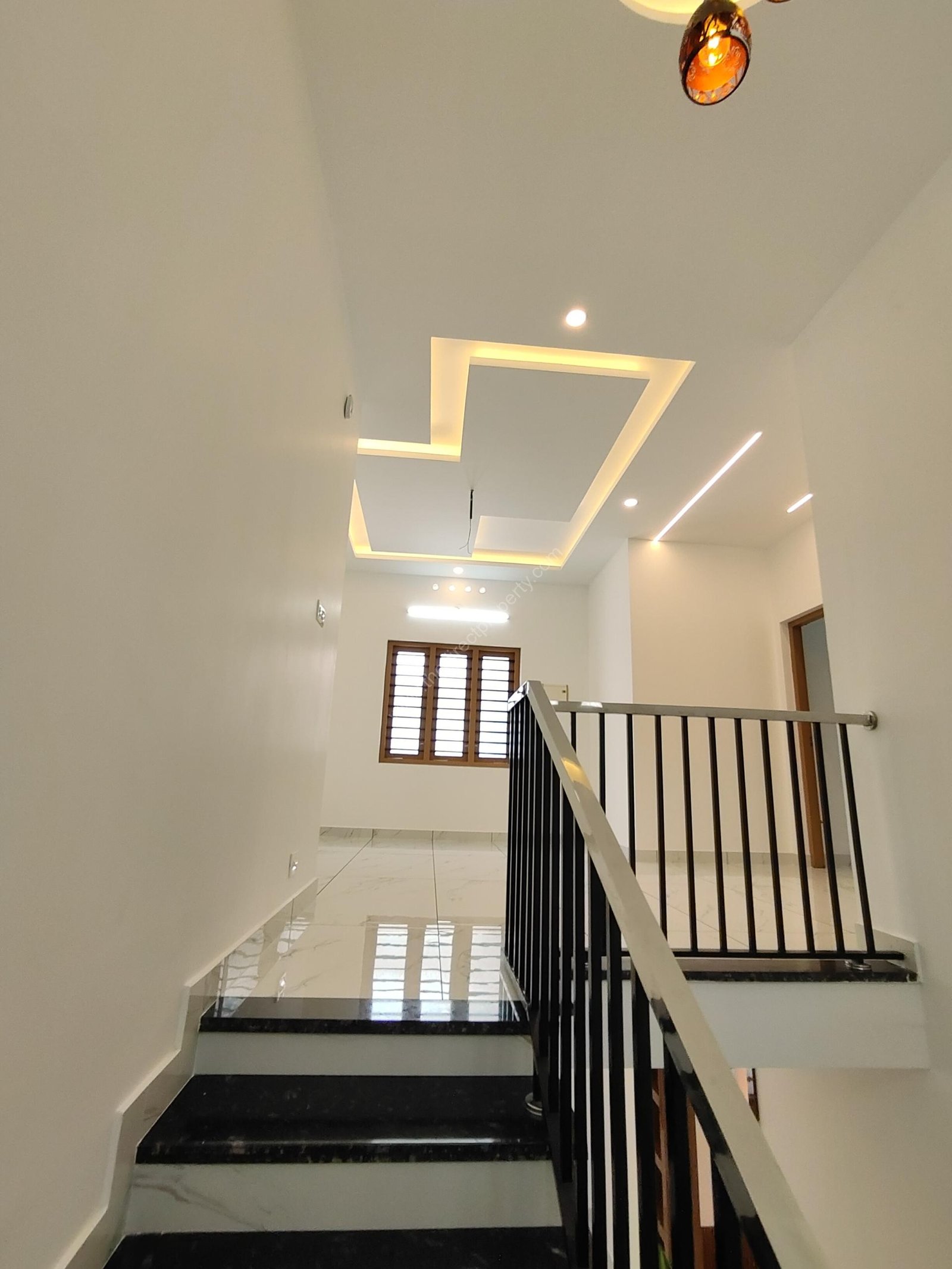 House for sale in Aluva