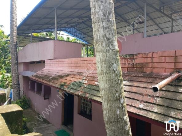 House For Sale in Karyavattam