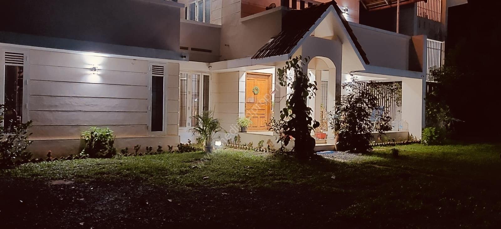House for sale in Maramon