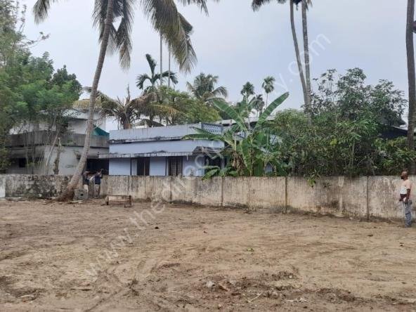 Mamangalam Plot for sale