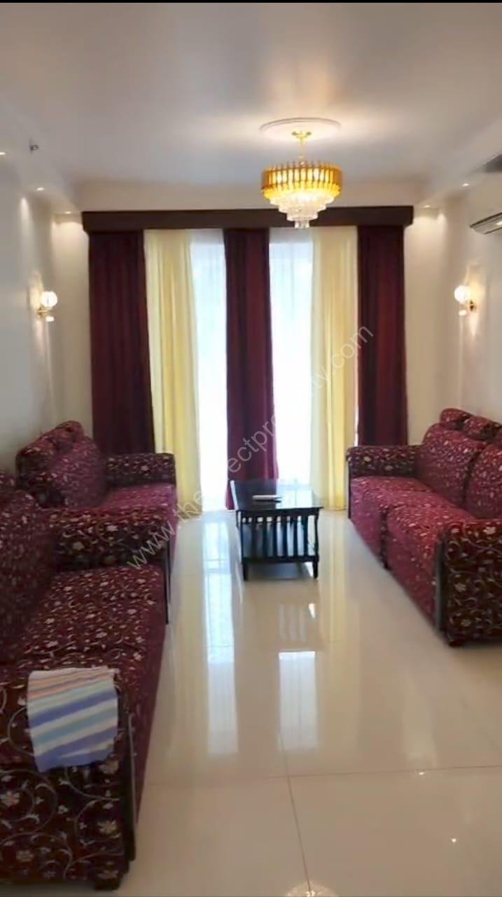 4 Flat for sale in Avenue road Thrissur