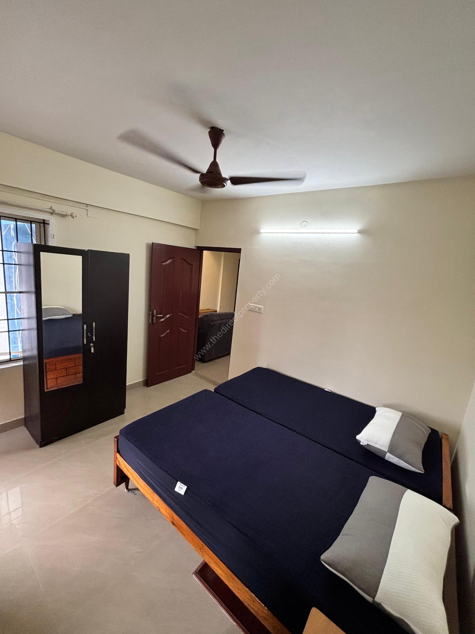 8 Apartment for Rent