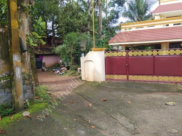 Urgent sale Vattiyoorkavu
