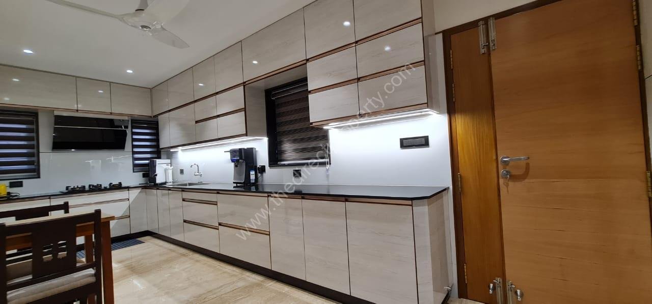 PHOTO-2023-10-14-22-37-18 3