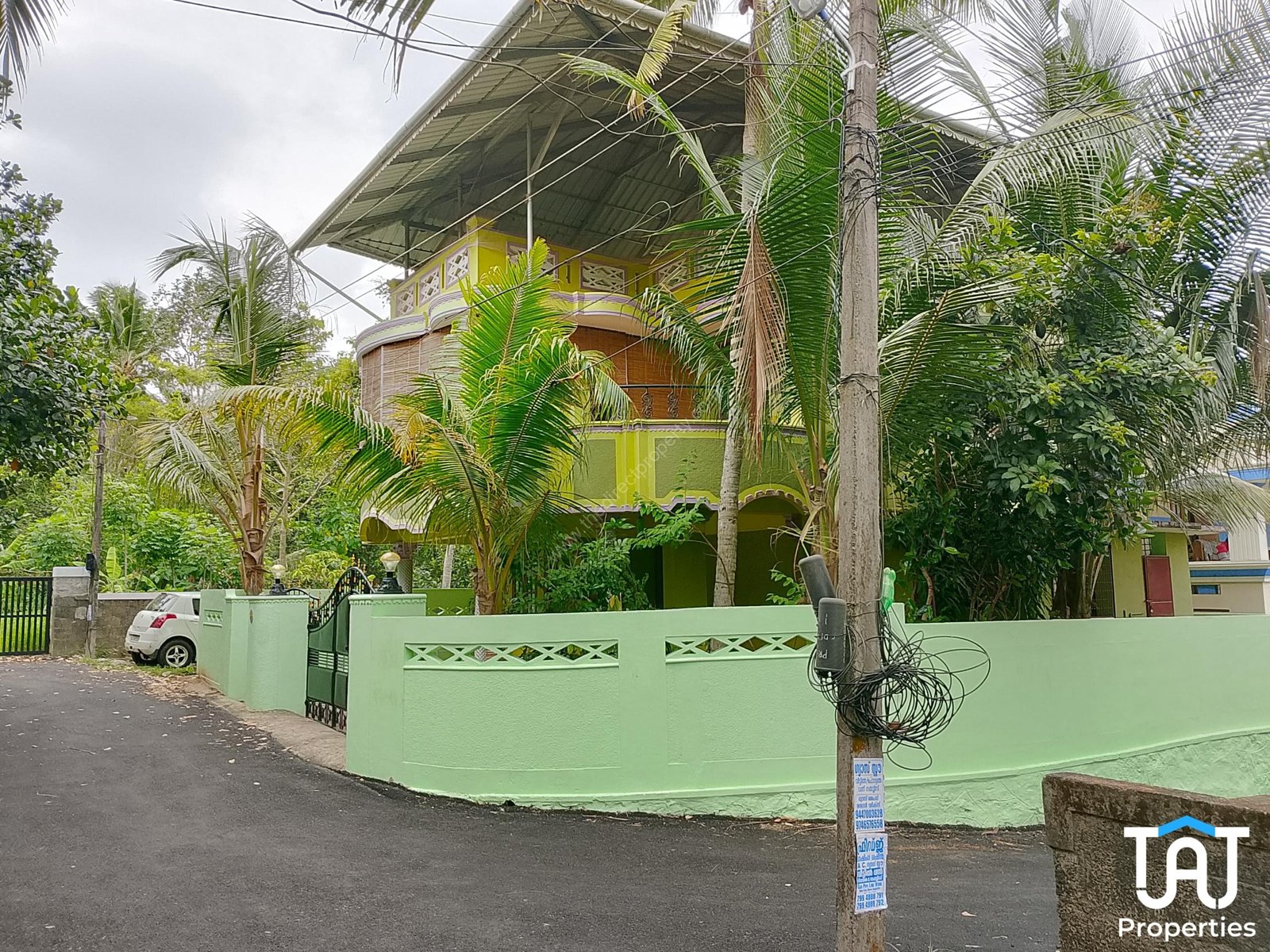 WhatsApp Image 2025-04-26 at 12.52.50 PM House For Rent Chanthamukku Peyad