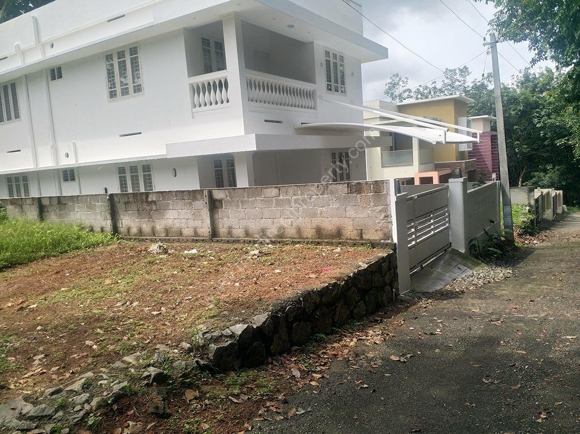 1 (1) Land For Sale in Pallimukku Peyad