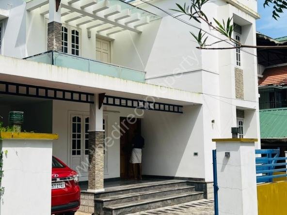 House for sale in Urakam