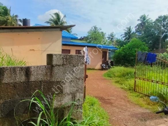 Land for sale in Chiyyaram