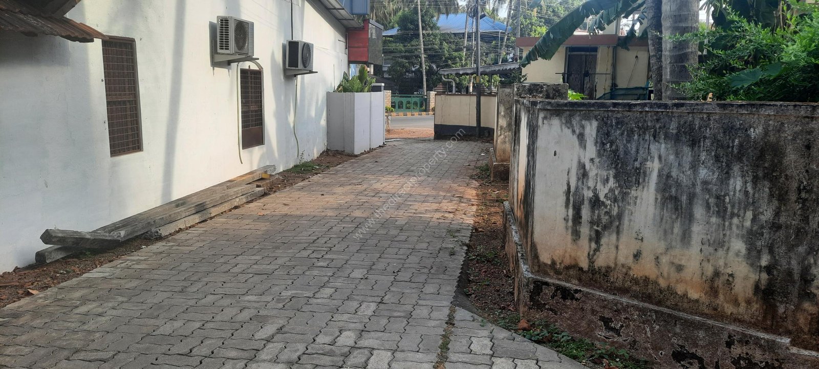 Land Sale in Thrissur