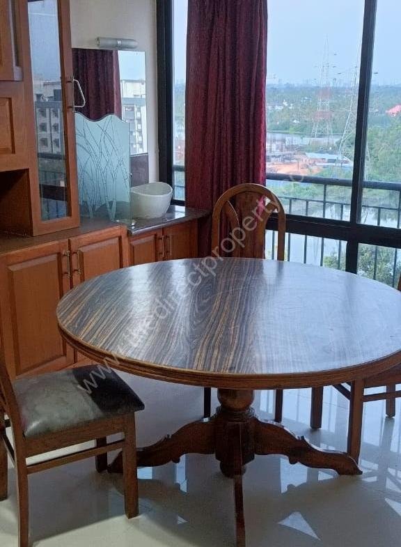 Waterfront apartment for sale in Vytilla