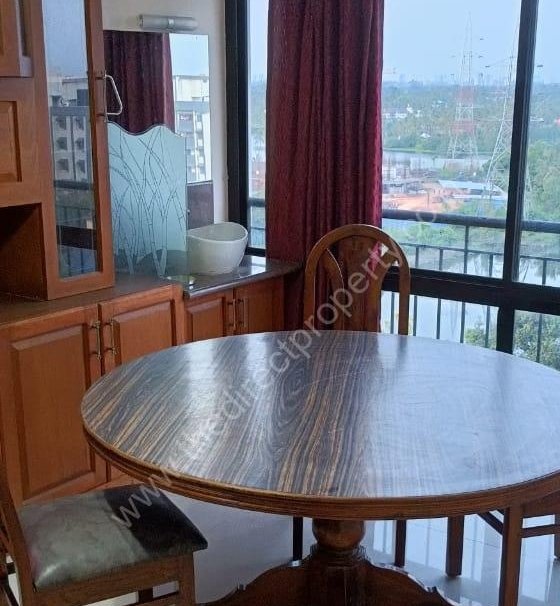 Waterfront apartment for sale in Vytilla