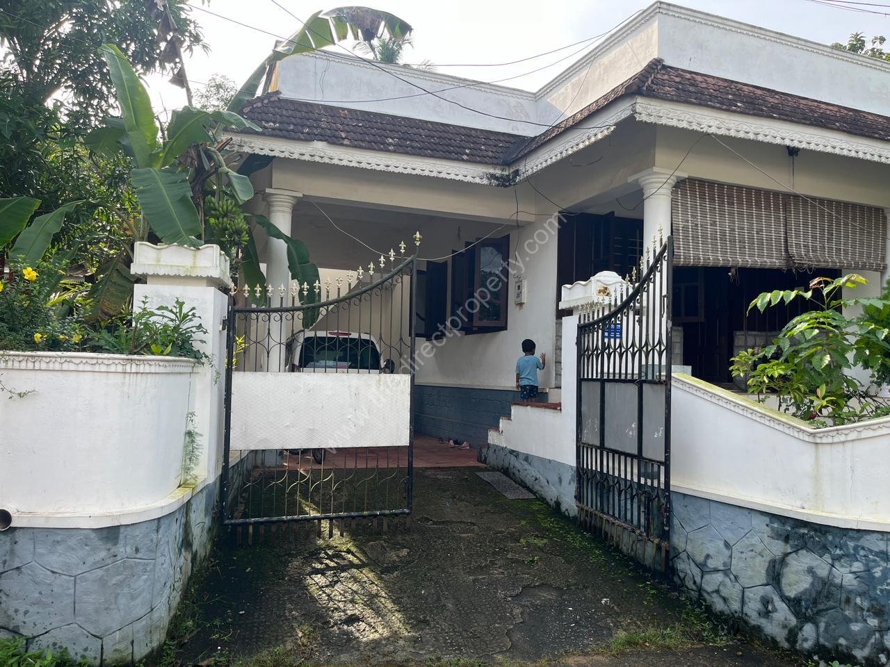 House for sale in Mukkattupady, Changanacherry