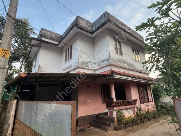 House for sale at Ernakulam Varapuzha