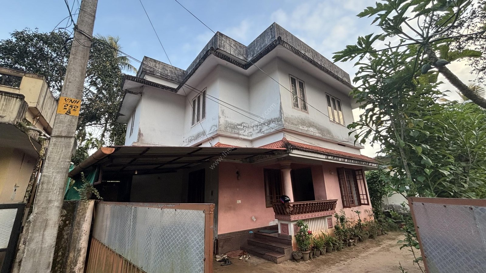 House for sale at Ernakulam Varapuzha