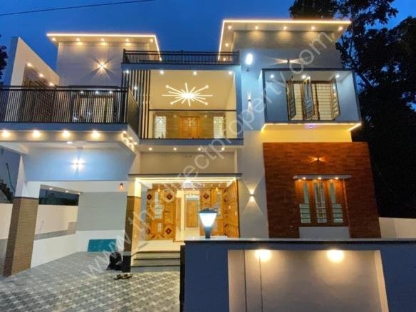 House For Sale in Manchady
