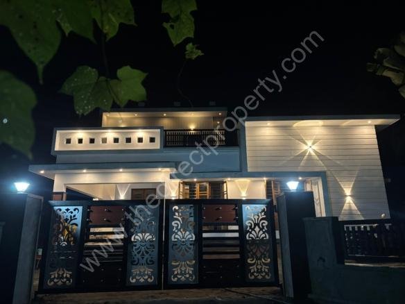 Family Home for Sale in Malayattoor