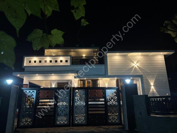 Family Home for Sale in Malayattoor