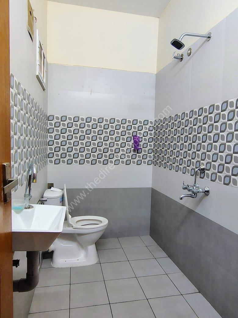 Bathroom 2nd Bedroom