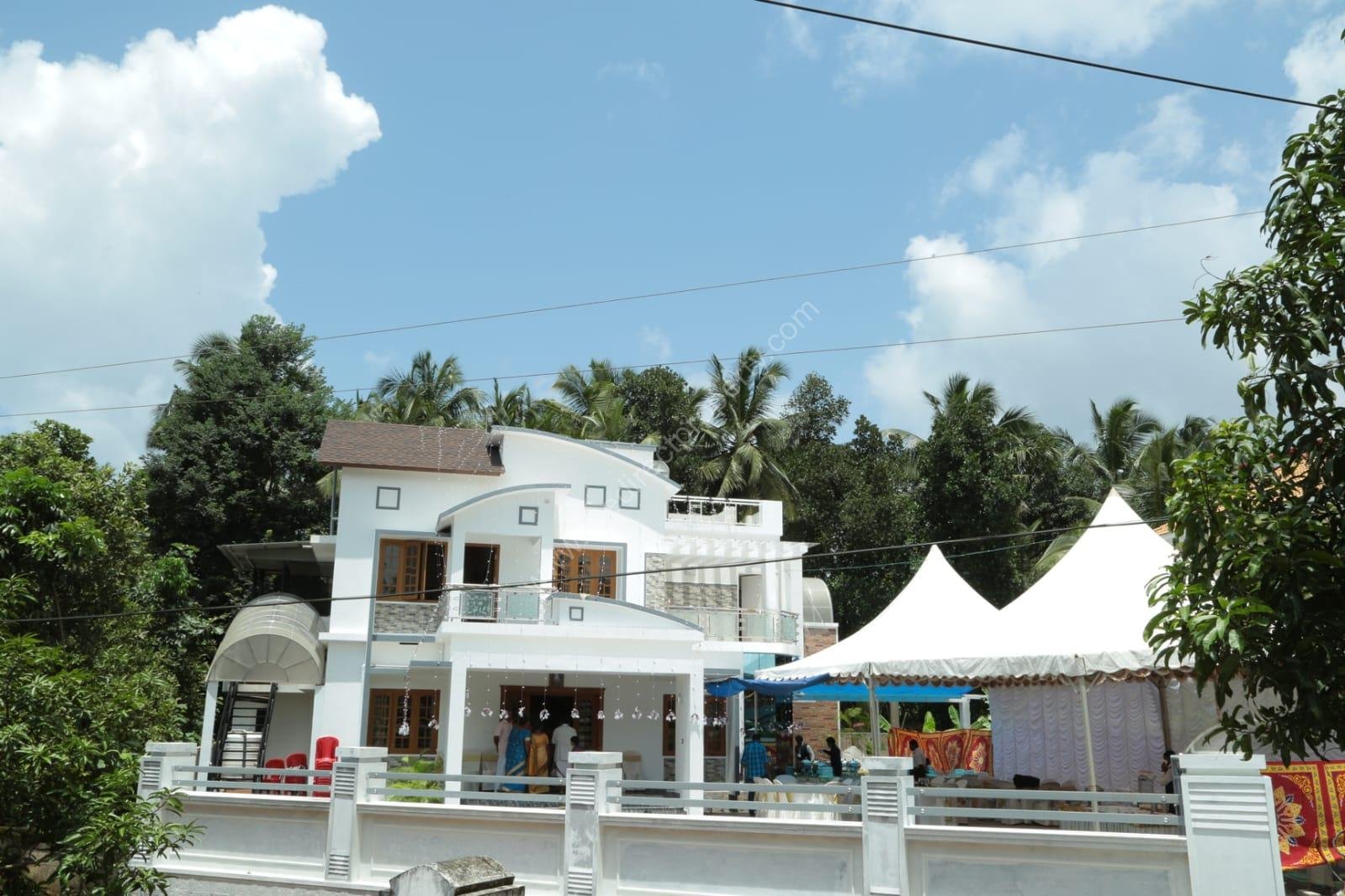 1 House for sale in Thalore center