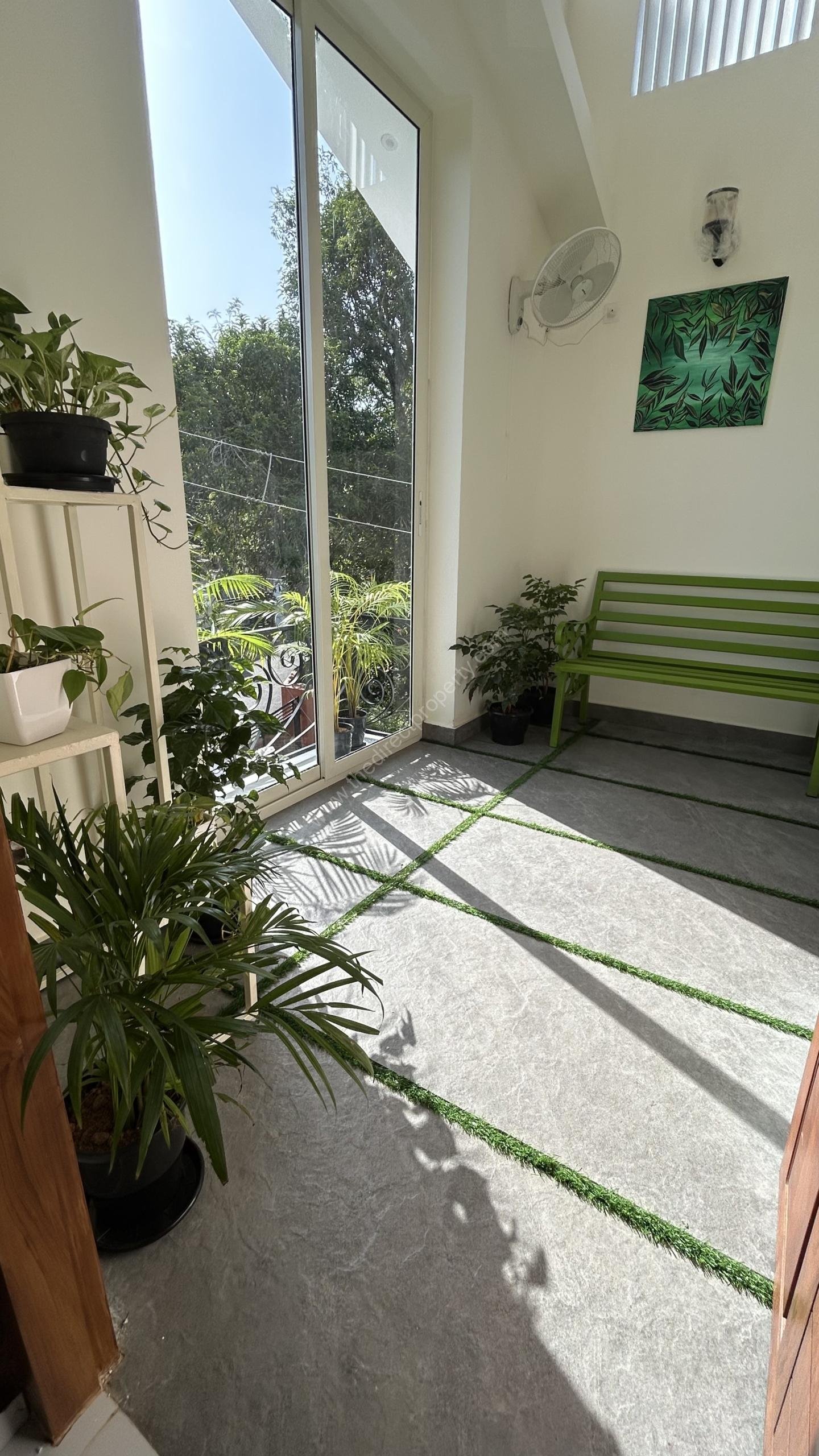 53EE9C12-7B3E-47D3-9A5C-51D7F5C5A366