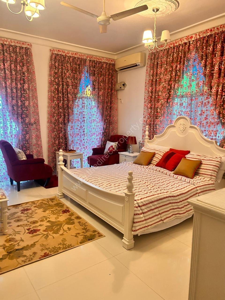 WhatsApp Image 2025-10-15 at 10.31.15