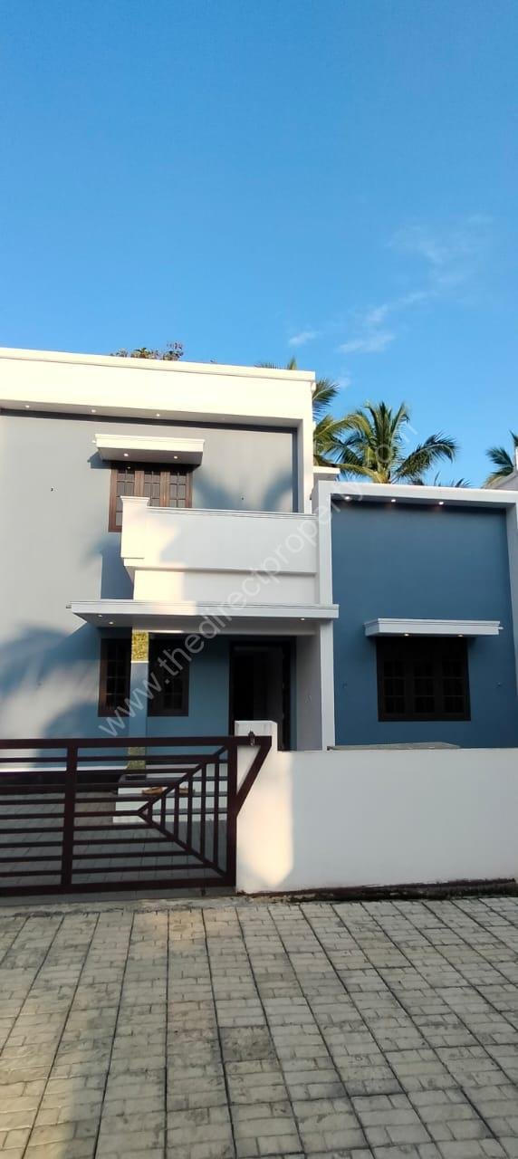 New House for sale in Thiroor Thrissur