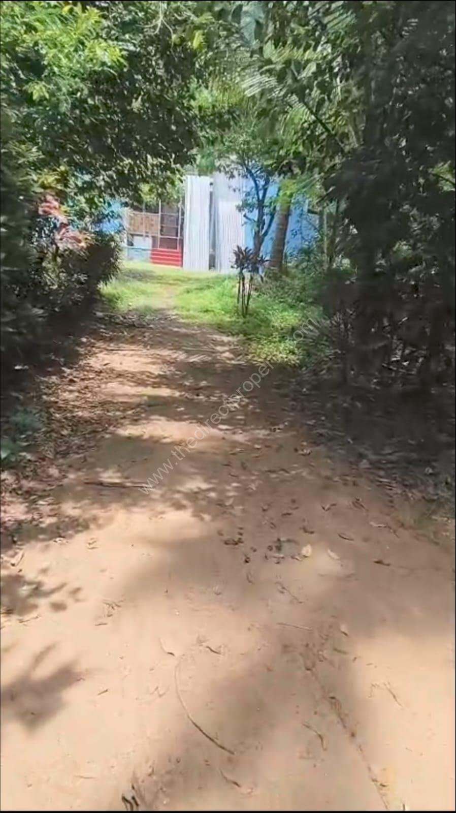 6 Land for sale in Mulayam-Koottala