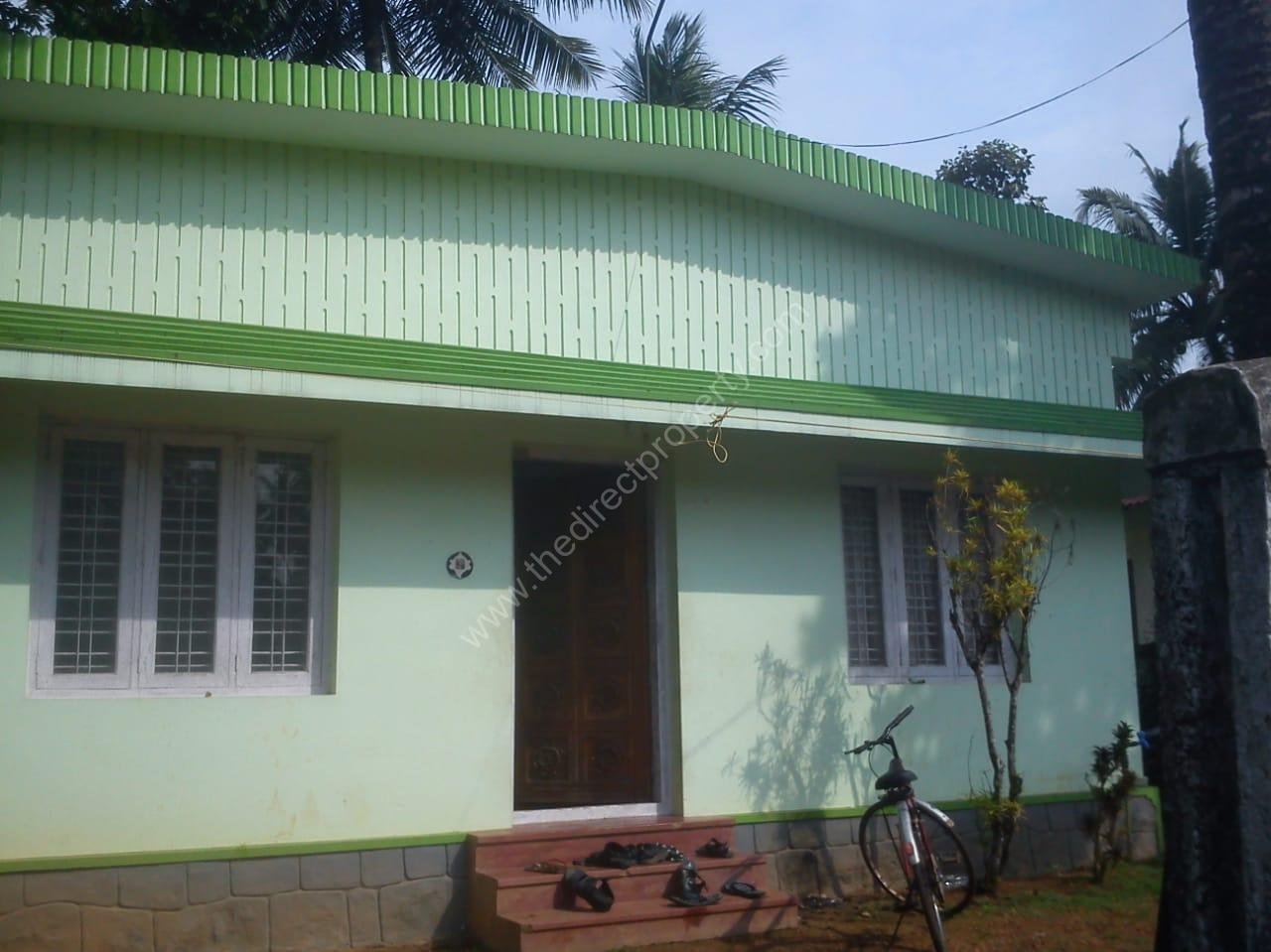 Native house House for rent near Kayankulam railway station