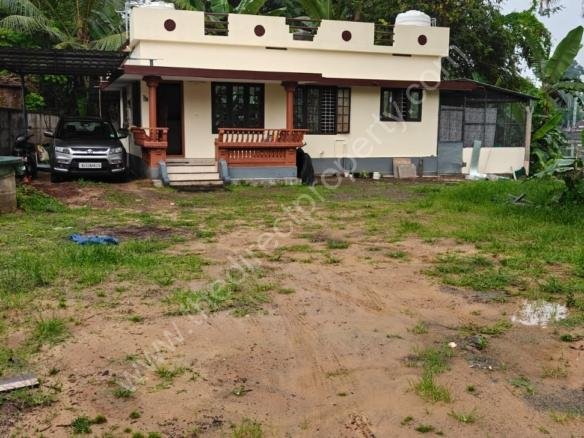 River front house for sale