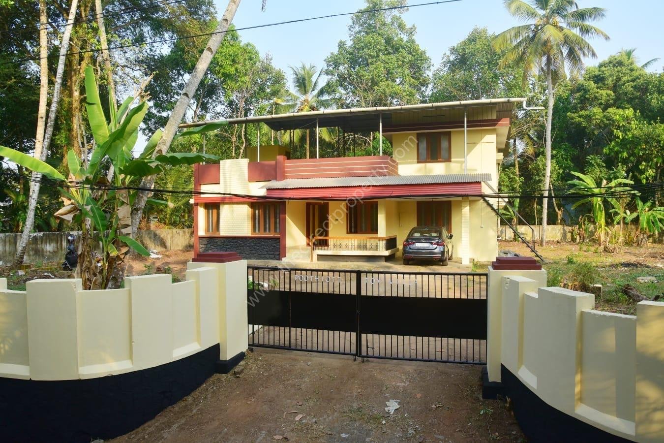 ab77103a-e8f2-4f22-a580-96c479d73c1d House/Land for Sale in Thattarambalam Mavelikara