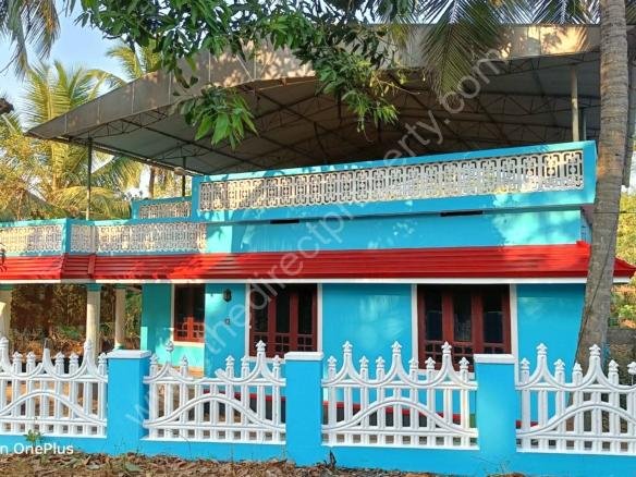 House for sale in Velur Thrissur