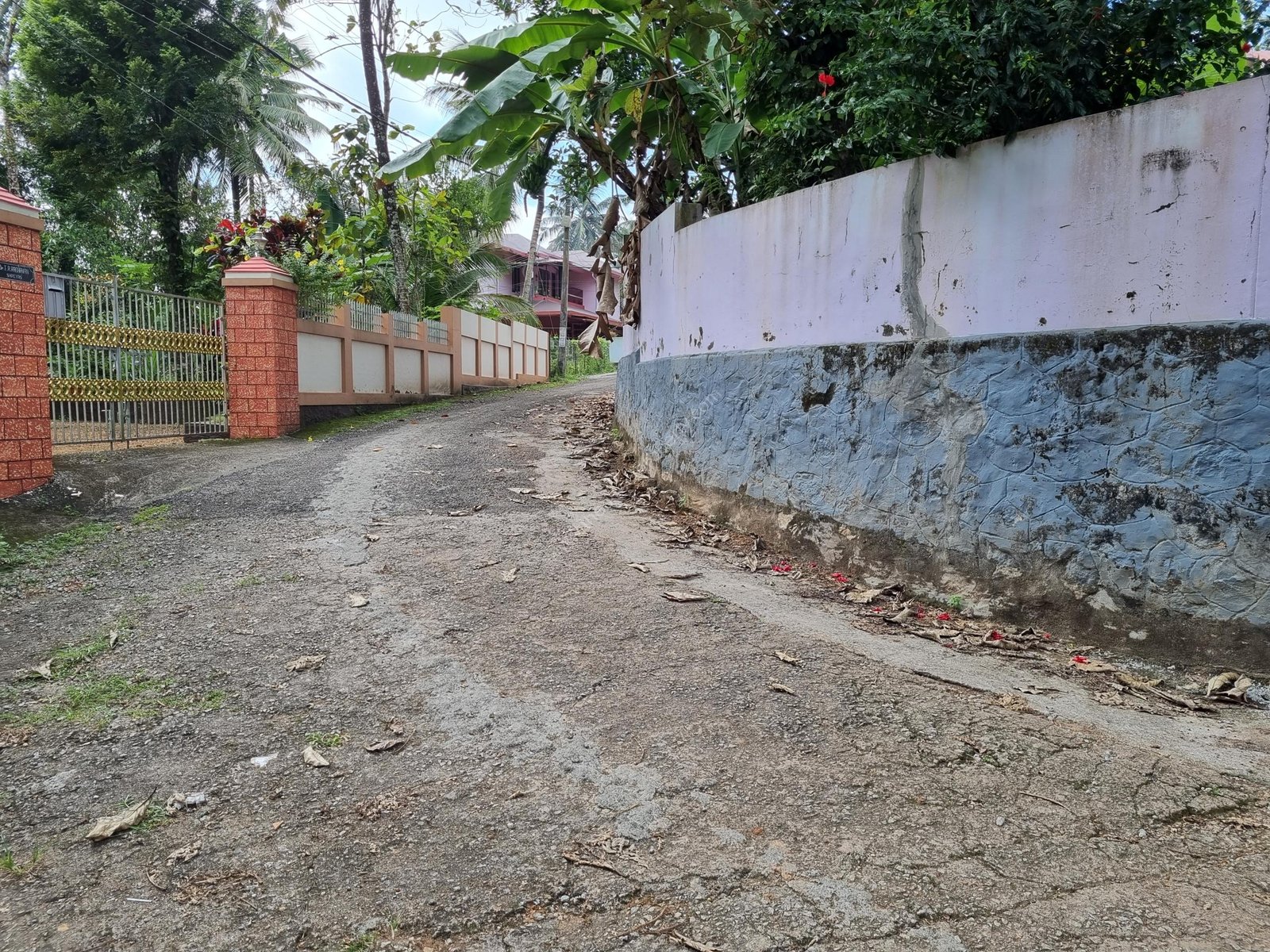 Plot for sale in Adoor