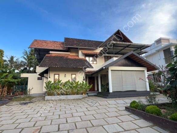 Modern House for sale in Velappaya