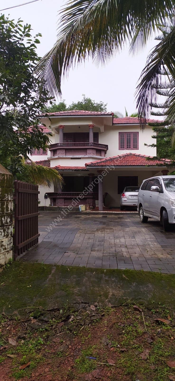 653eff6b-29e0-4d43-a81f-7cc63cfd5a65 Villa for urgent sale in Mankada