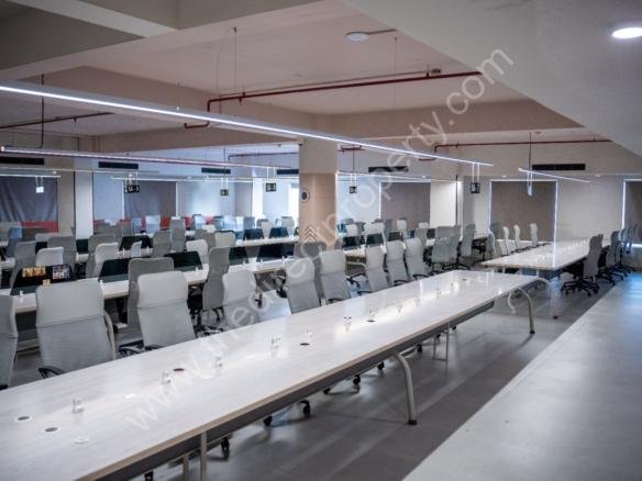 Office Space Available in Kochi Maradu