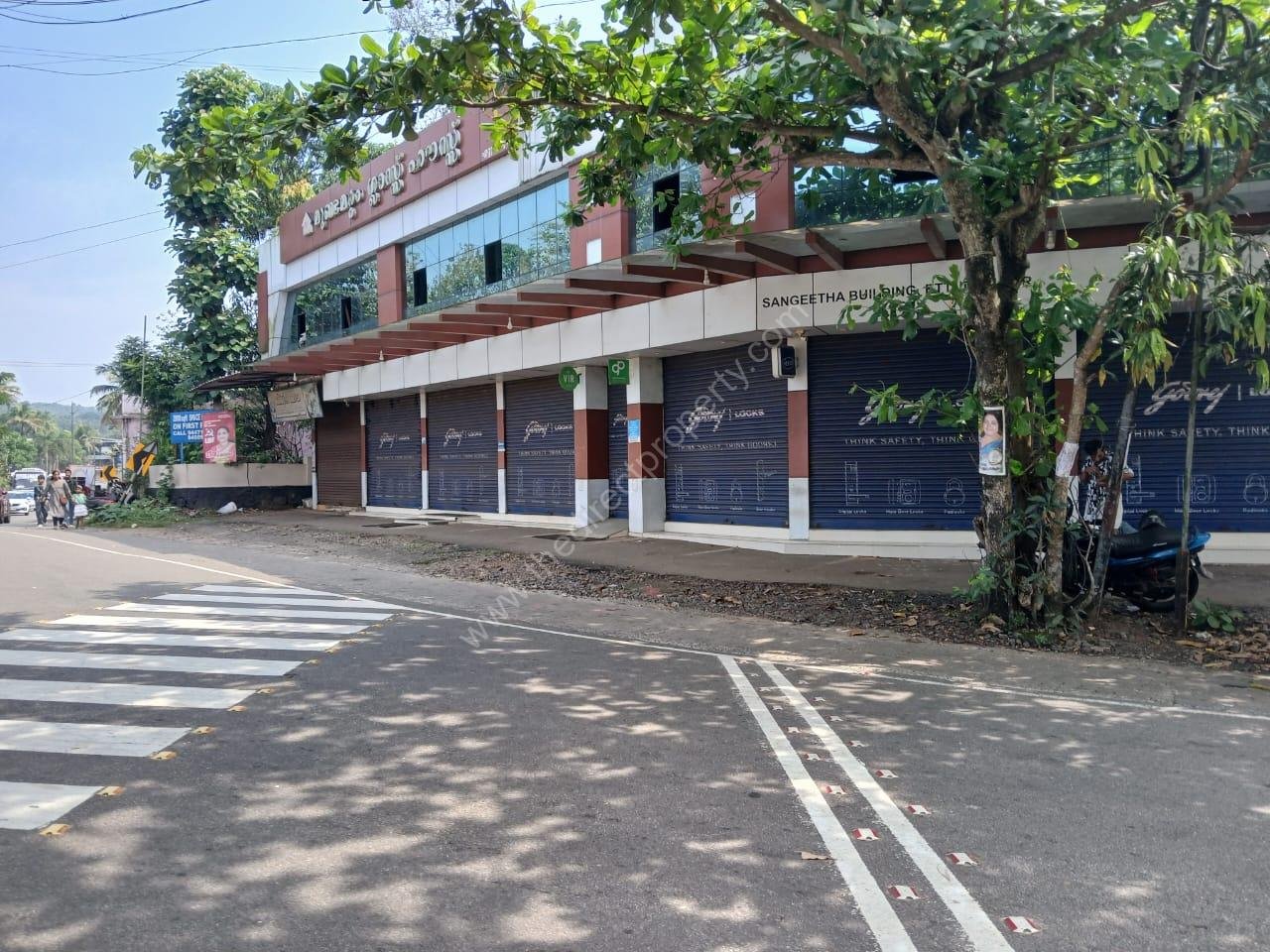 Shops for rent in Ettumanoor
