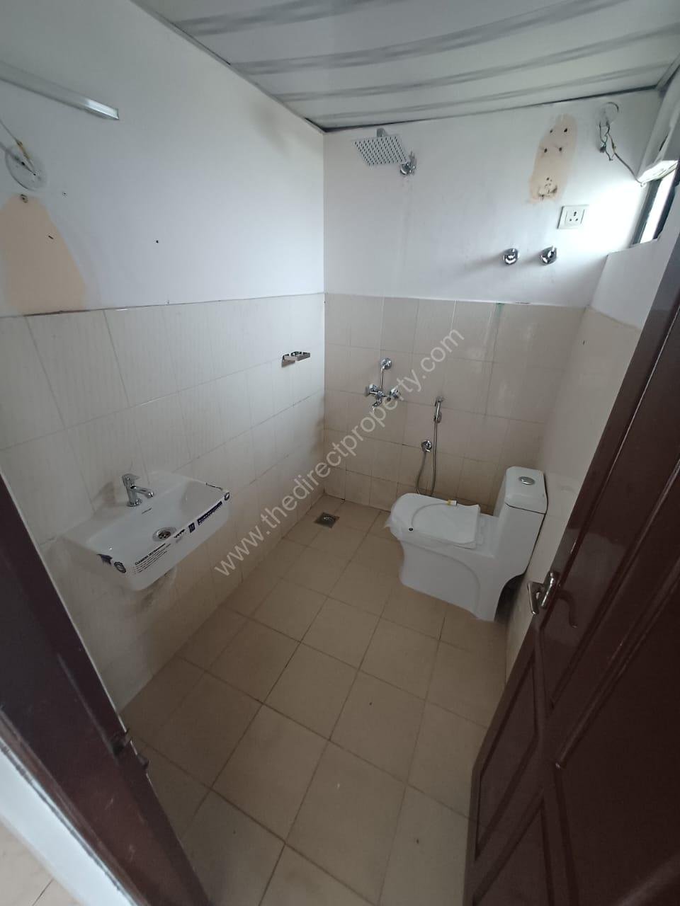 Flat for Sale in Thottakkattukara