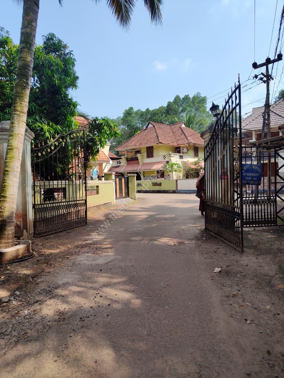 Flat for Sale in Kalathilpadi