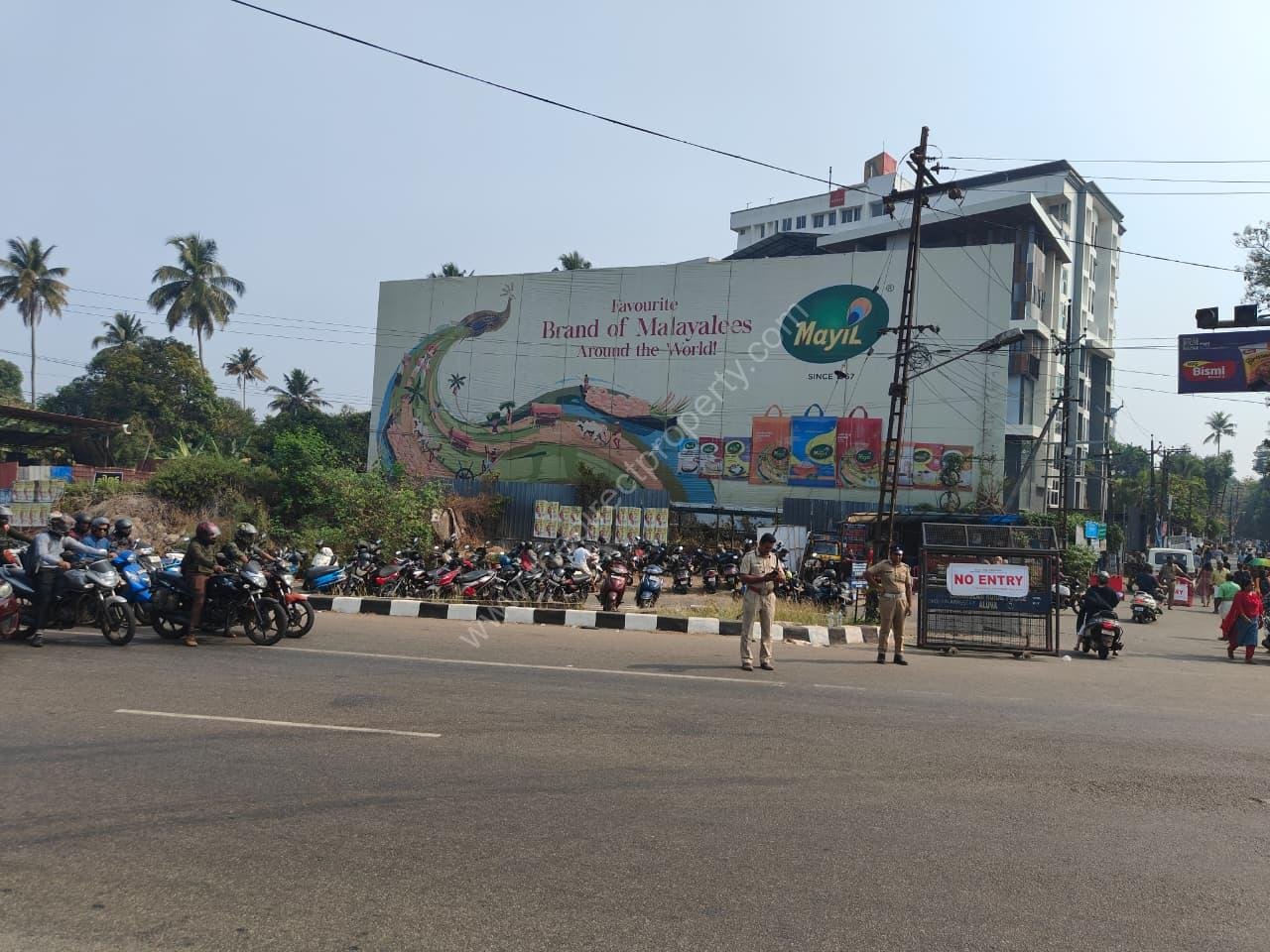 Land for sale in Thottakkattukara