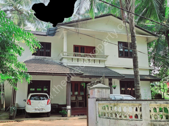 House for sale in Thamarasery