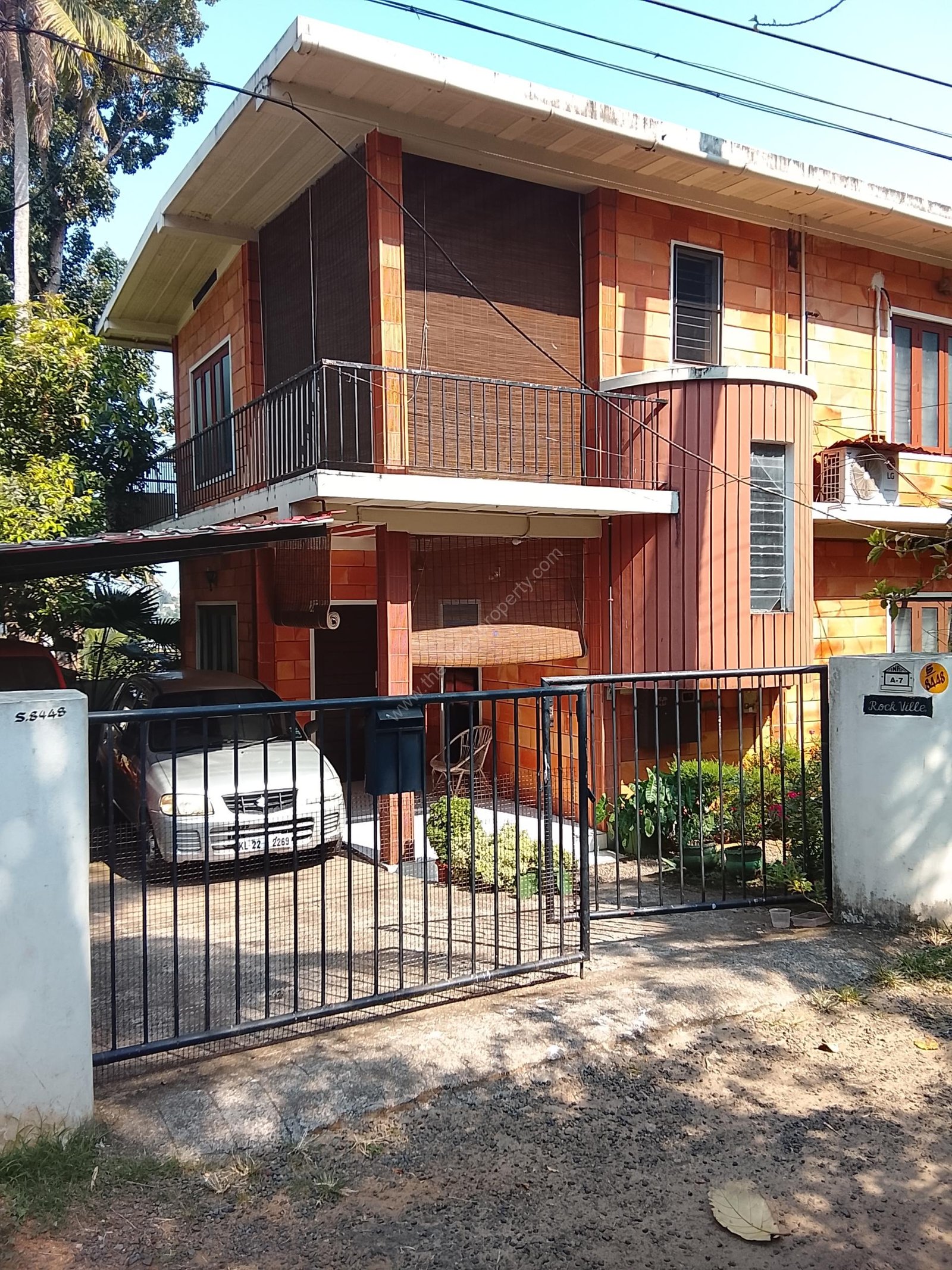 House for sale in Pongummoodu