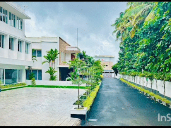 House for sale in Peramangalam