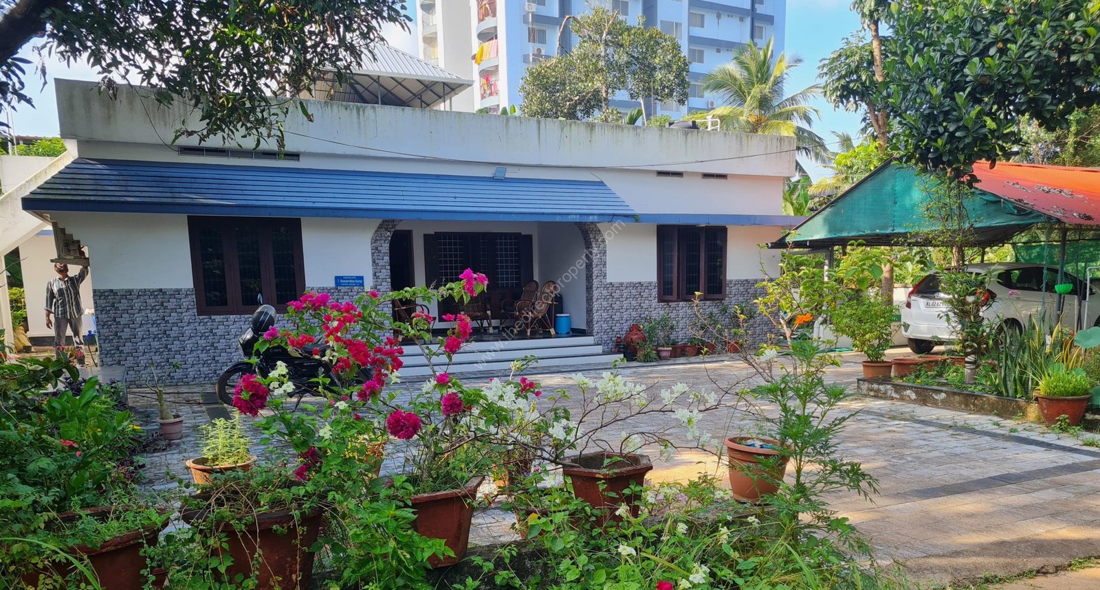 HOME PIC 5BHK House for sale in Kollam