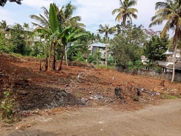 Plot for sale near Kazhakoottam