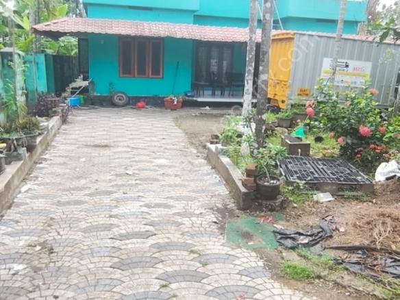 House and land for sale in Cherai